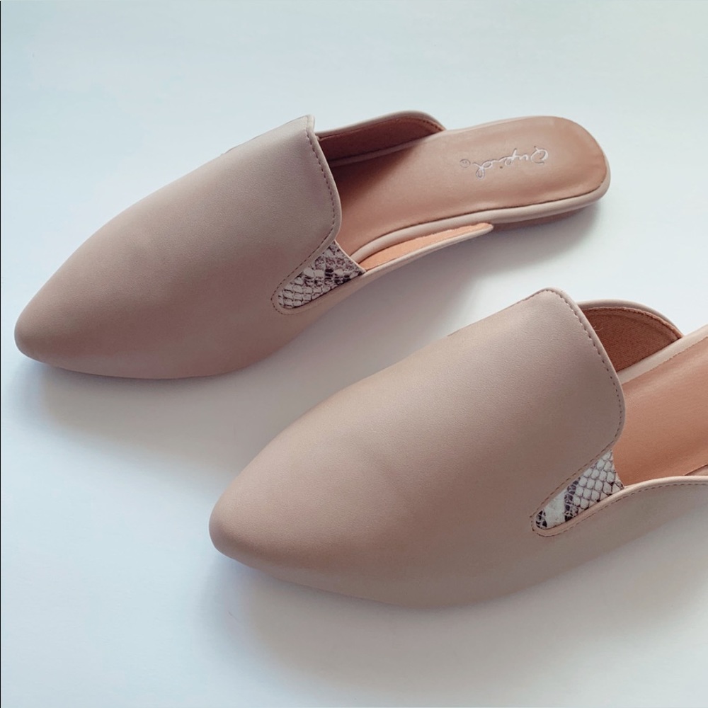 Nude snakeskin slip on flat pointed toe mules - Picture 4 of 6